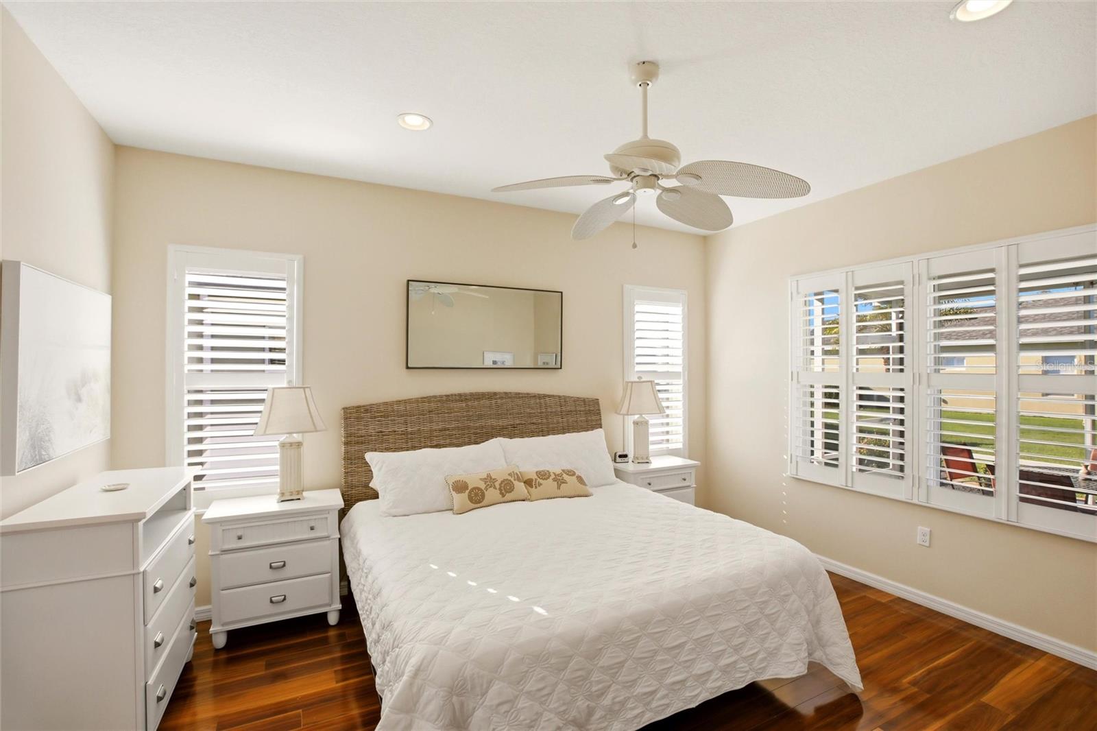 RIVER SOUND REV POR - Residential