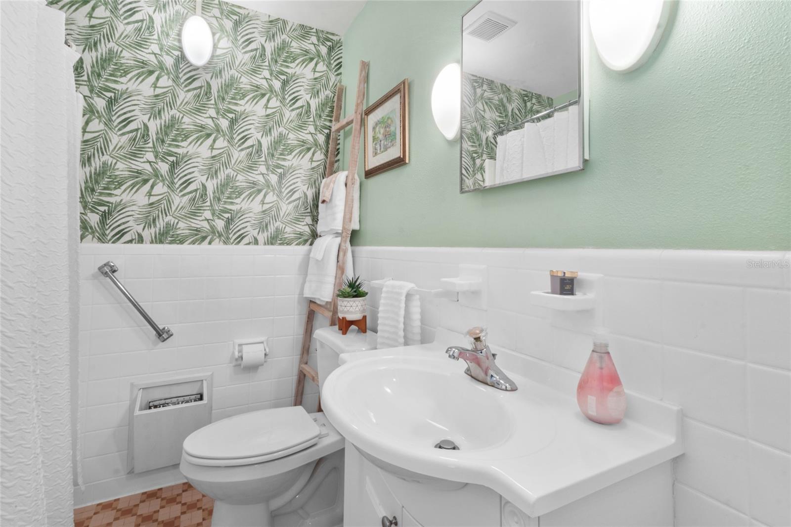 VENEZIA PARK SEC OF VENICE - Residential