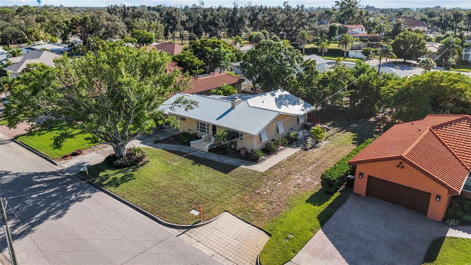 VENEZIA PARK SEC OF VENICE - Residential