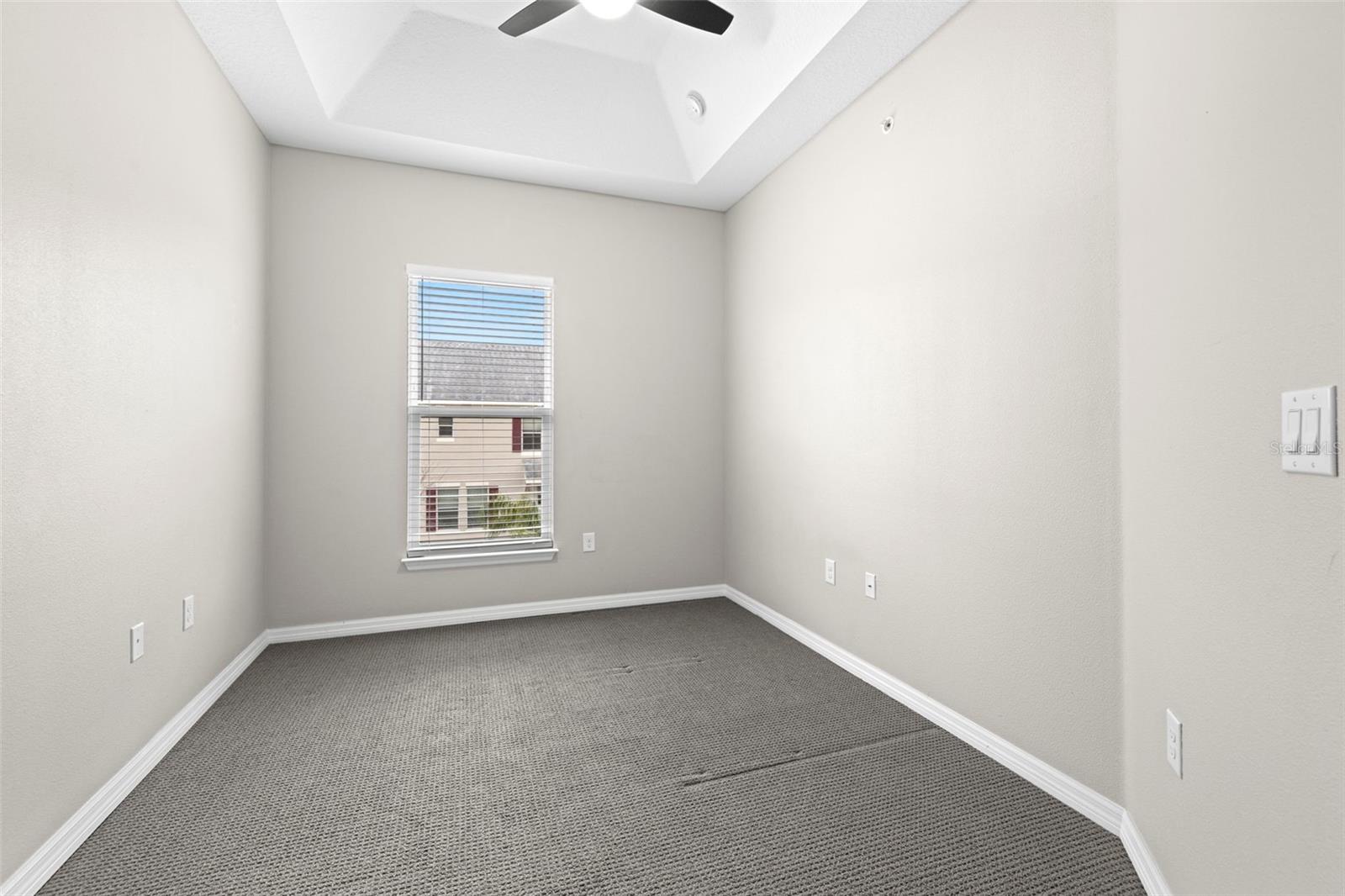 CALLISTA CAY - Residential Lease