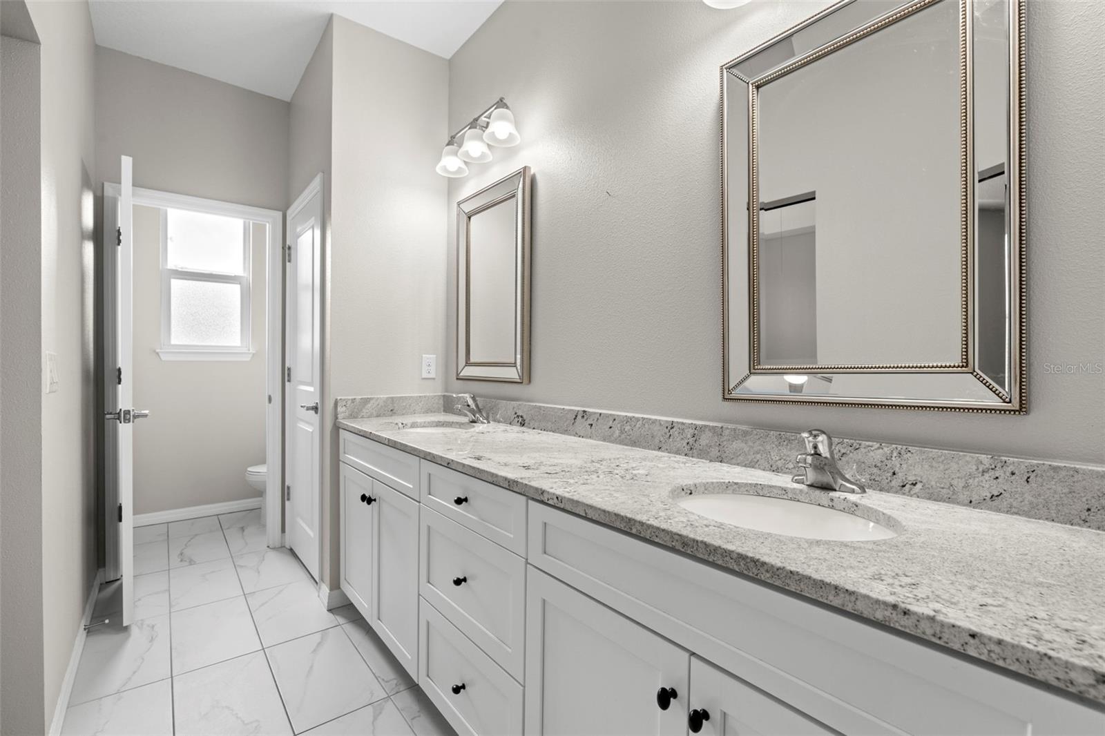 CALLISTA CAY - Residential Lease