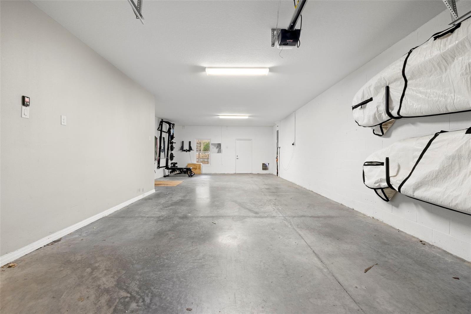 CALLISTA CAY - Residential Lease