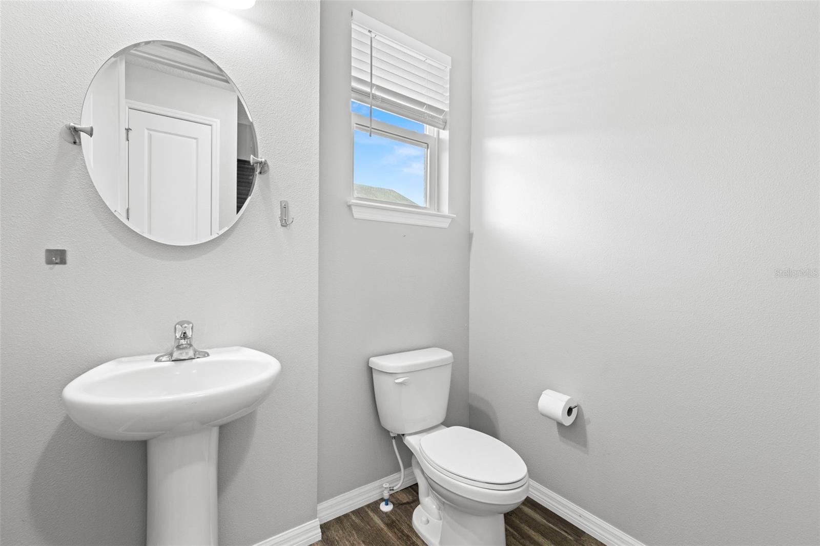 CALLISTA CAY - Residential Lease