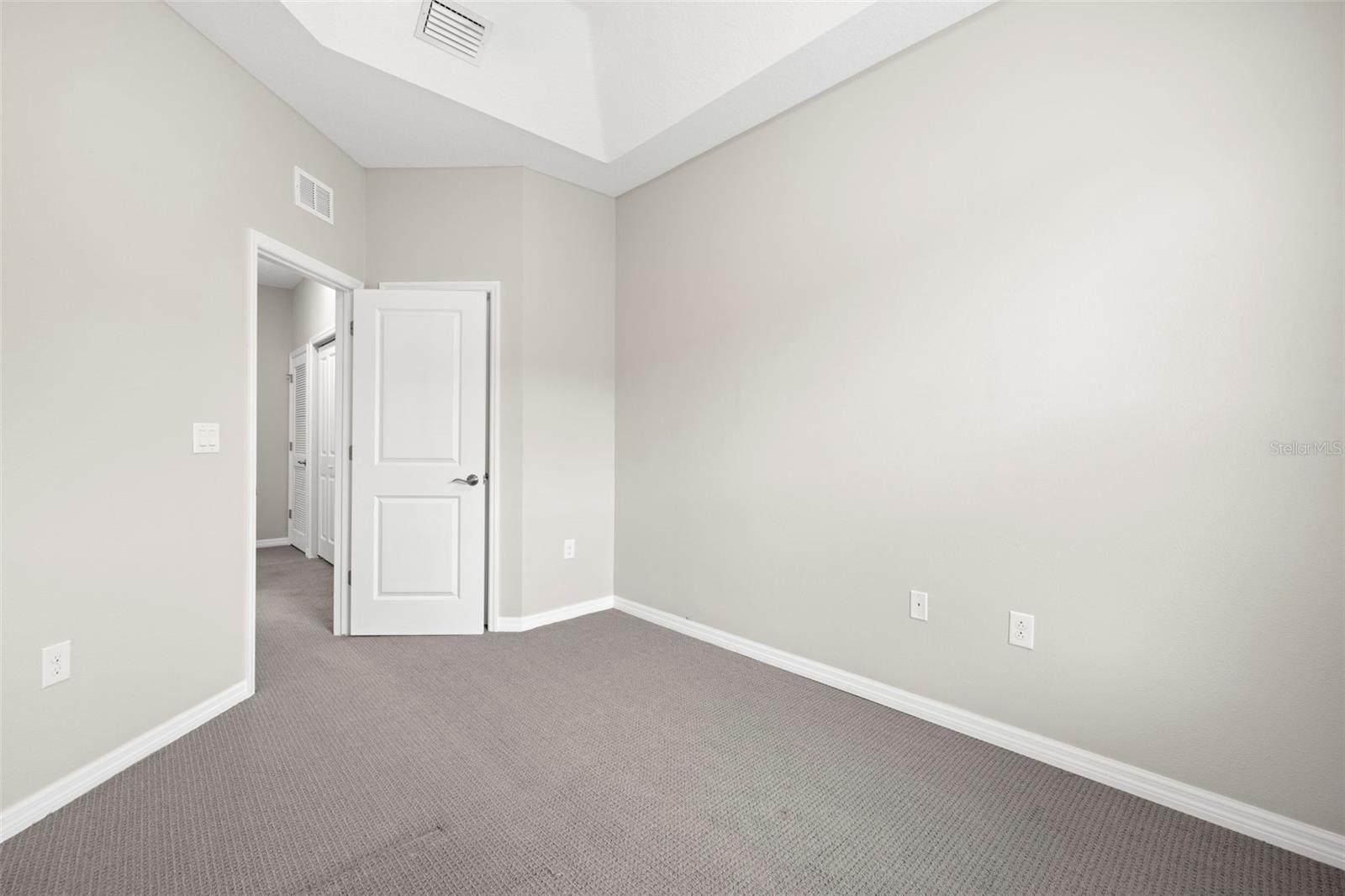 CALLISTA CAY - Residential Lease