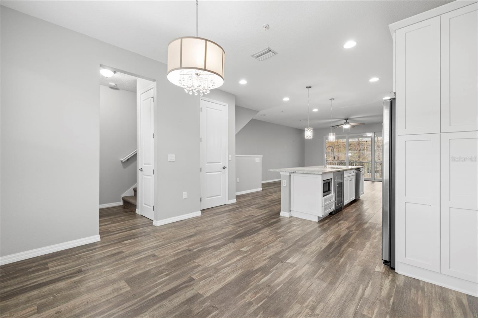 CALLISTA CAY - Residential Lease