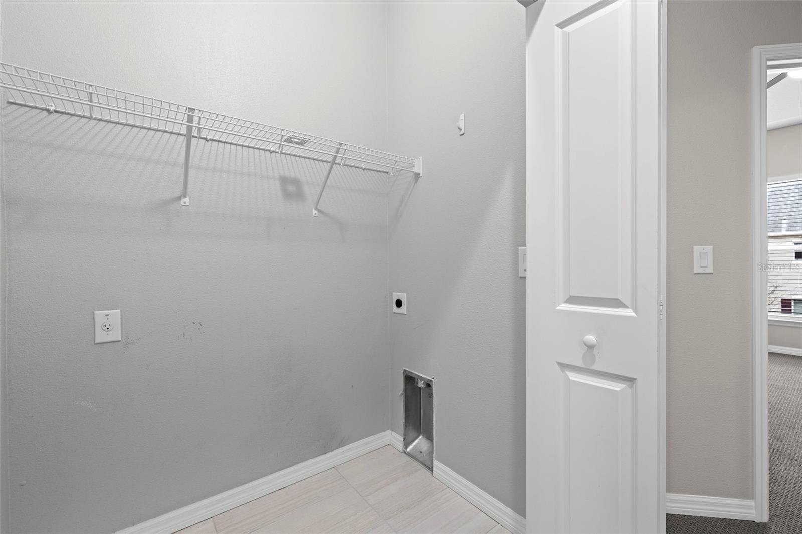 CALLISTA CAY - Residential Lease