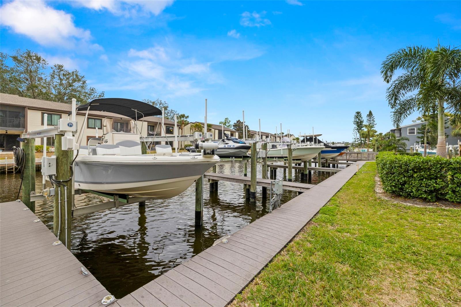 CALLISTA CAY - Residential Lease