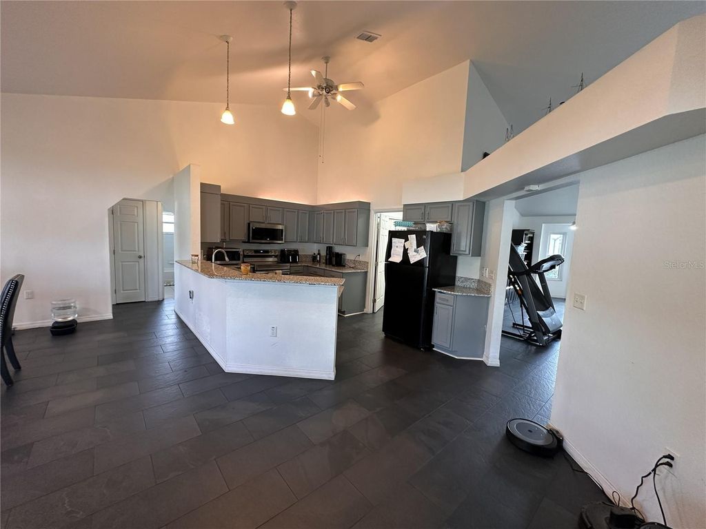 Photo of 15701 SW 37th Circle, Ocala, FL 34473 (MLS # G5107931)