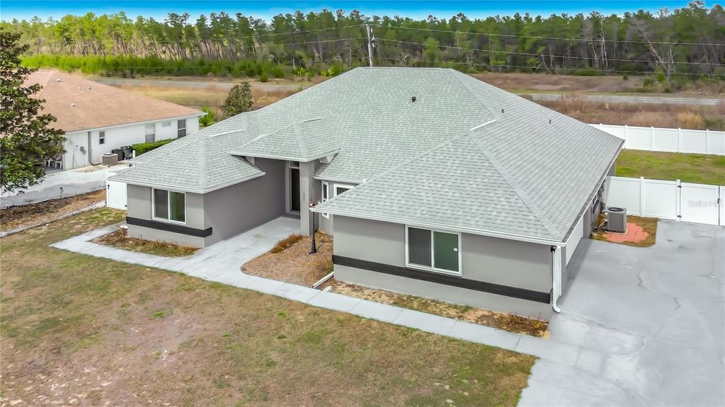 Photo of 15701 SW 37th Circle, Ocala, FL 34473 (MLS # G5107931)