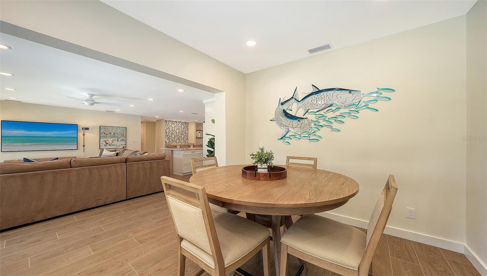 EMERALD HARBOR - Residential Lease