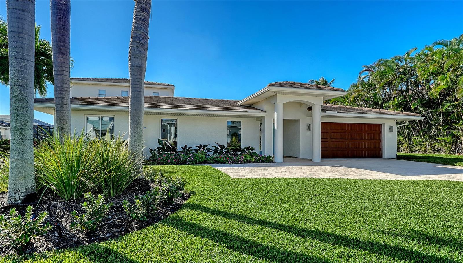 EMERALD HARBOR - Residential Lease