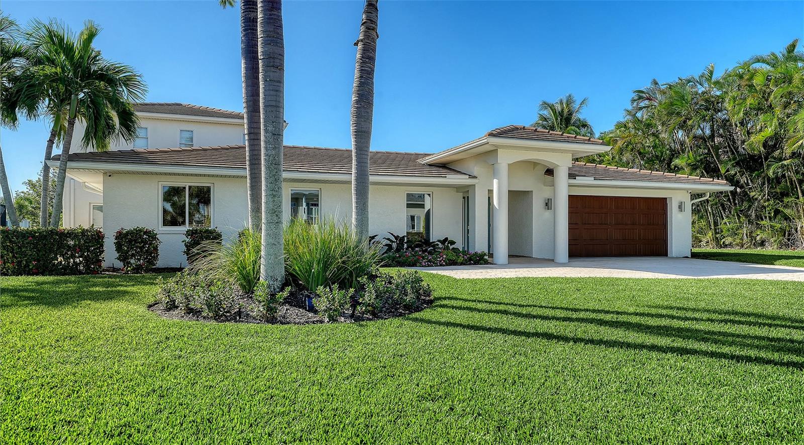 EMERALD HARBOR - Residential Lease