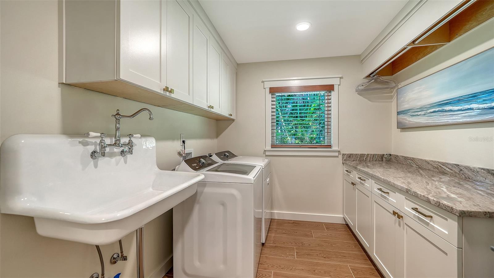 EMERALD HARBOR - Residential Lease