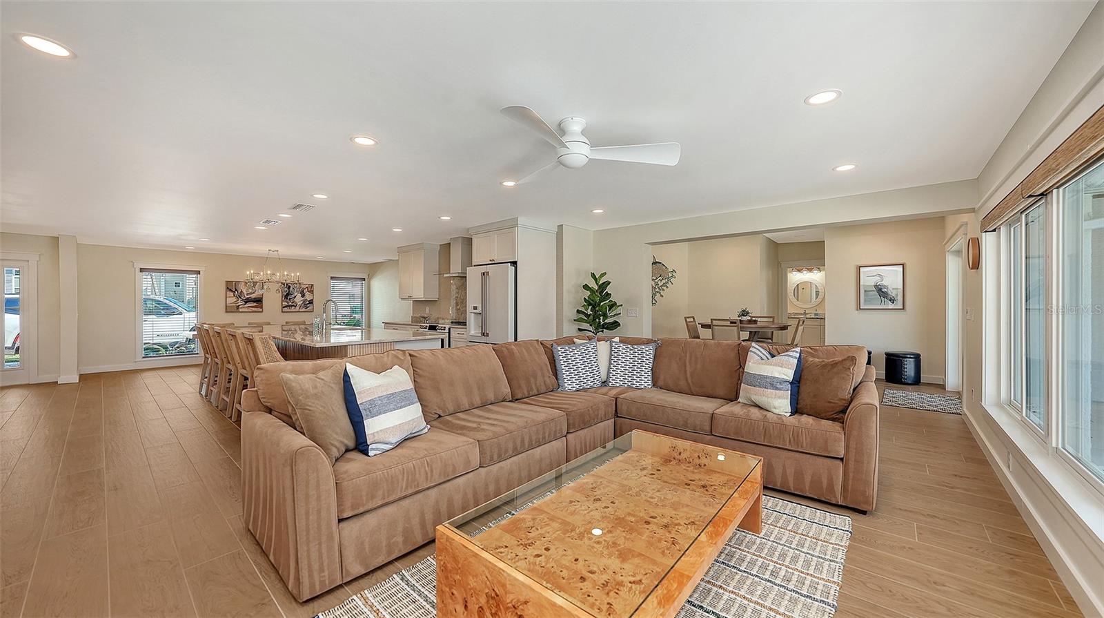 EMERALD HARBOR - Residential Lease