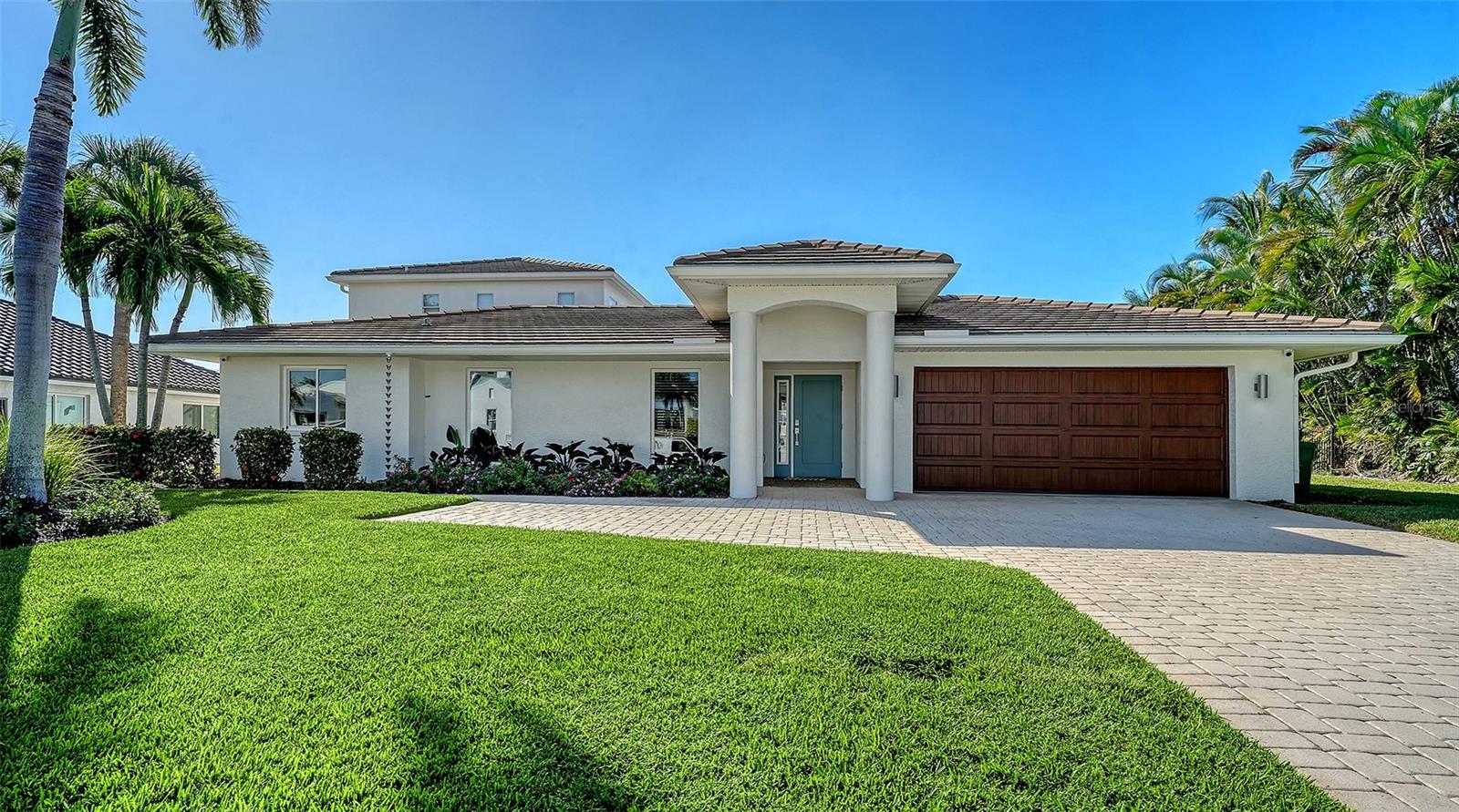 EMERALD HARBOR - Residential Lease