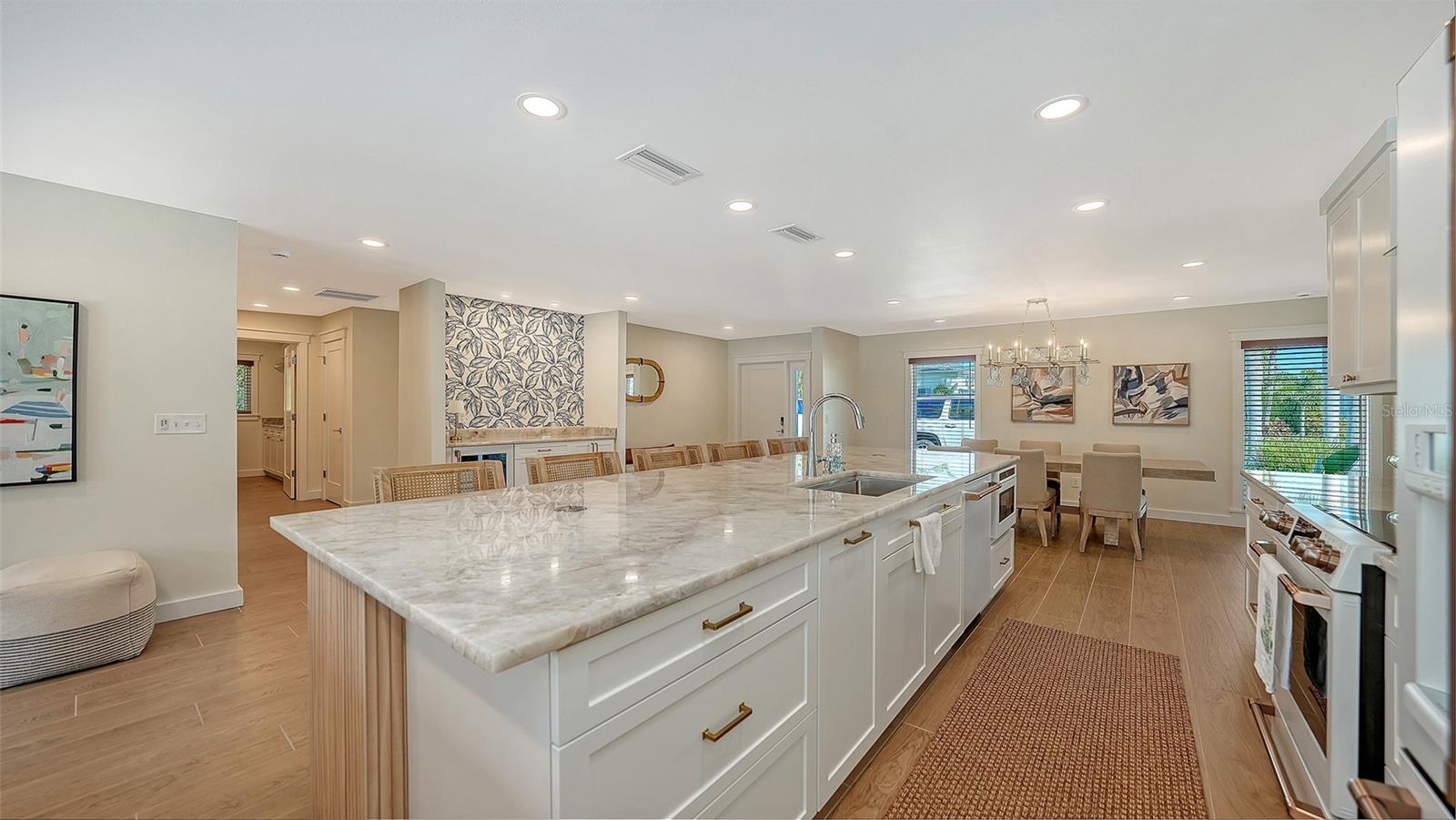 EMERALD HARBOR - Residential Lease