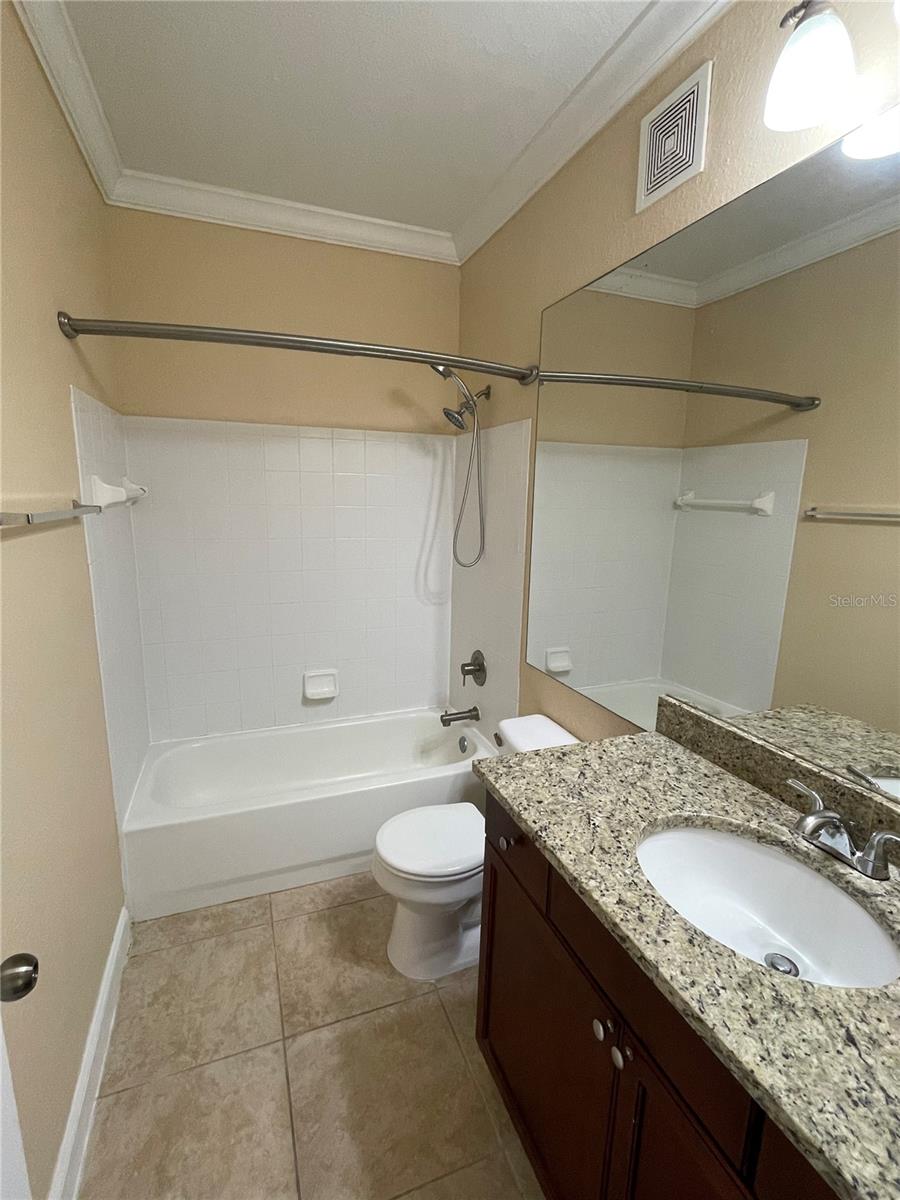 NOTTING HILL A CONDO - Residential