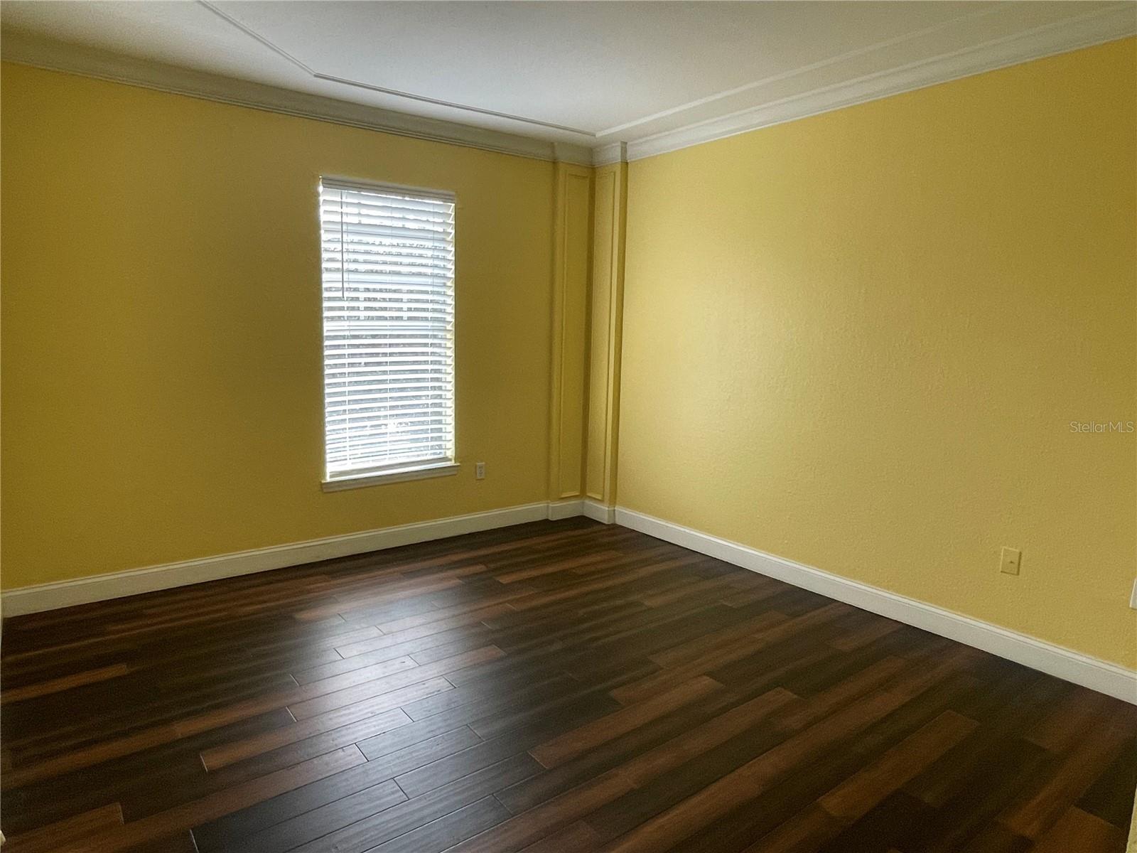 NOTTING HILL A CONDO - Residential