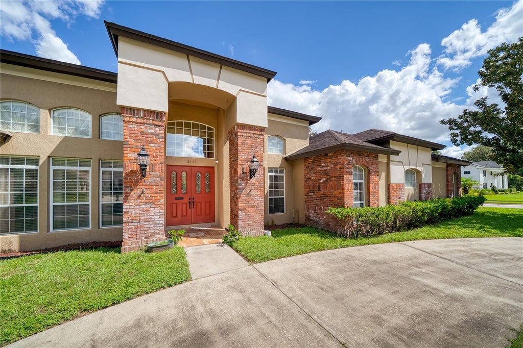 Photo of 2335 Forest Club Drive, Orlando, FL 32804 (MLS # O6433413)