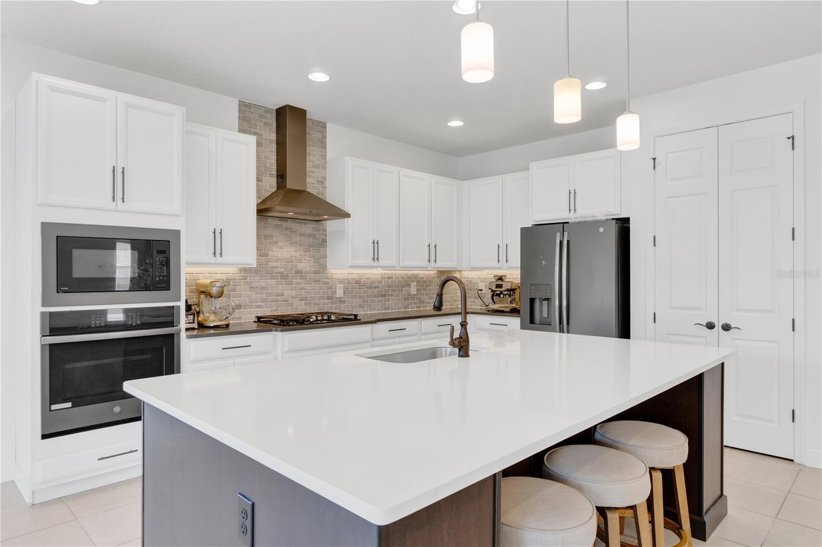 10951 CITRON OAKS DRIVE