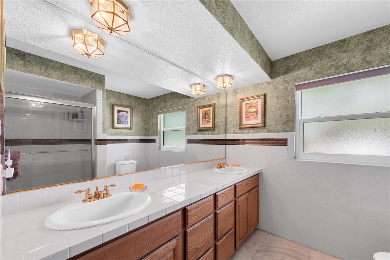 Welcome home to a rare opportunity in Fairway Estates. Beautifully upd – image 30