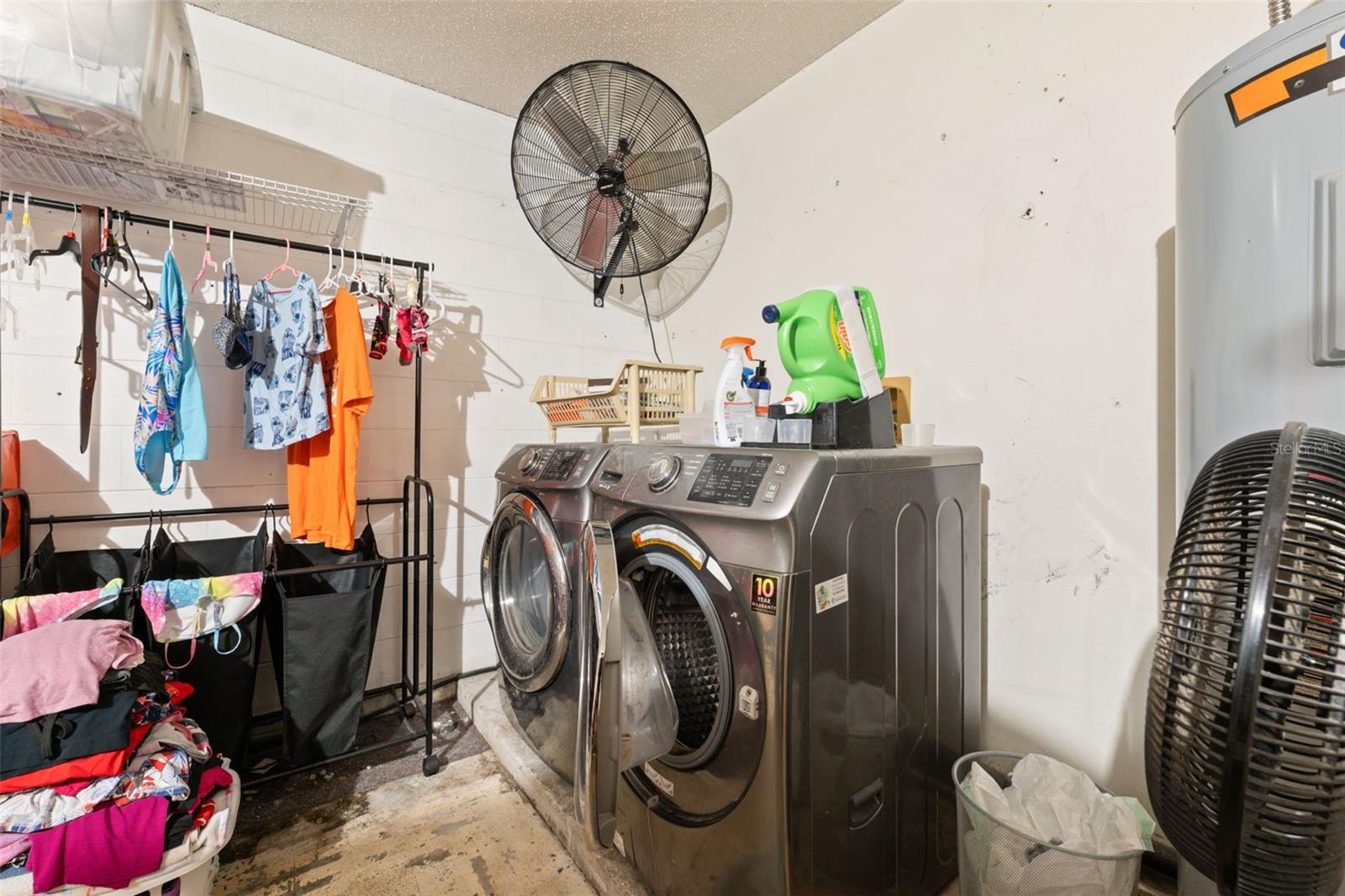 TWIN LAKE PHASE ONE - Residential