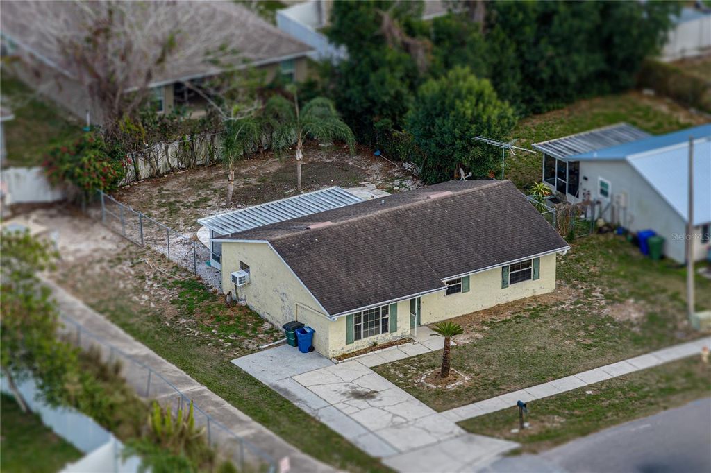 Photo of 276 18th Street NE, Winter Haven, FL 33881 (MLS # L4957958)