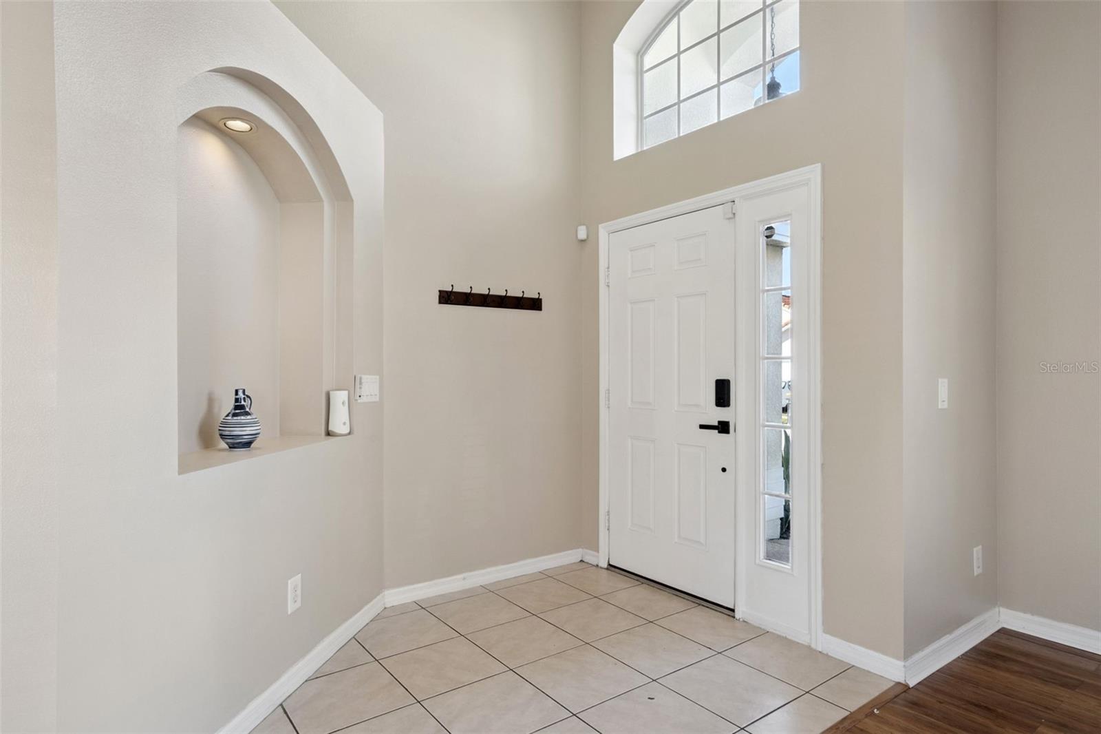 AVIANA PH 01 - Residential Lease