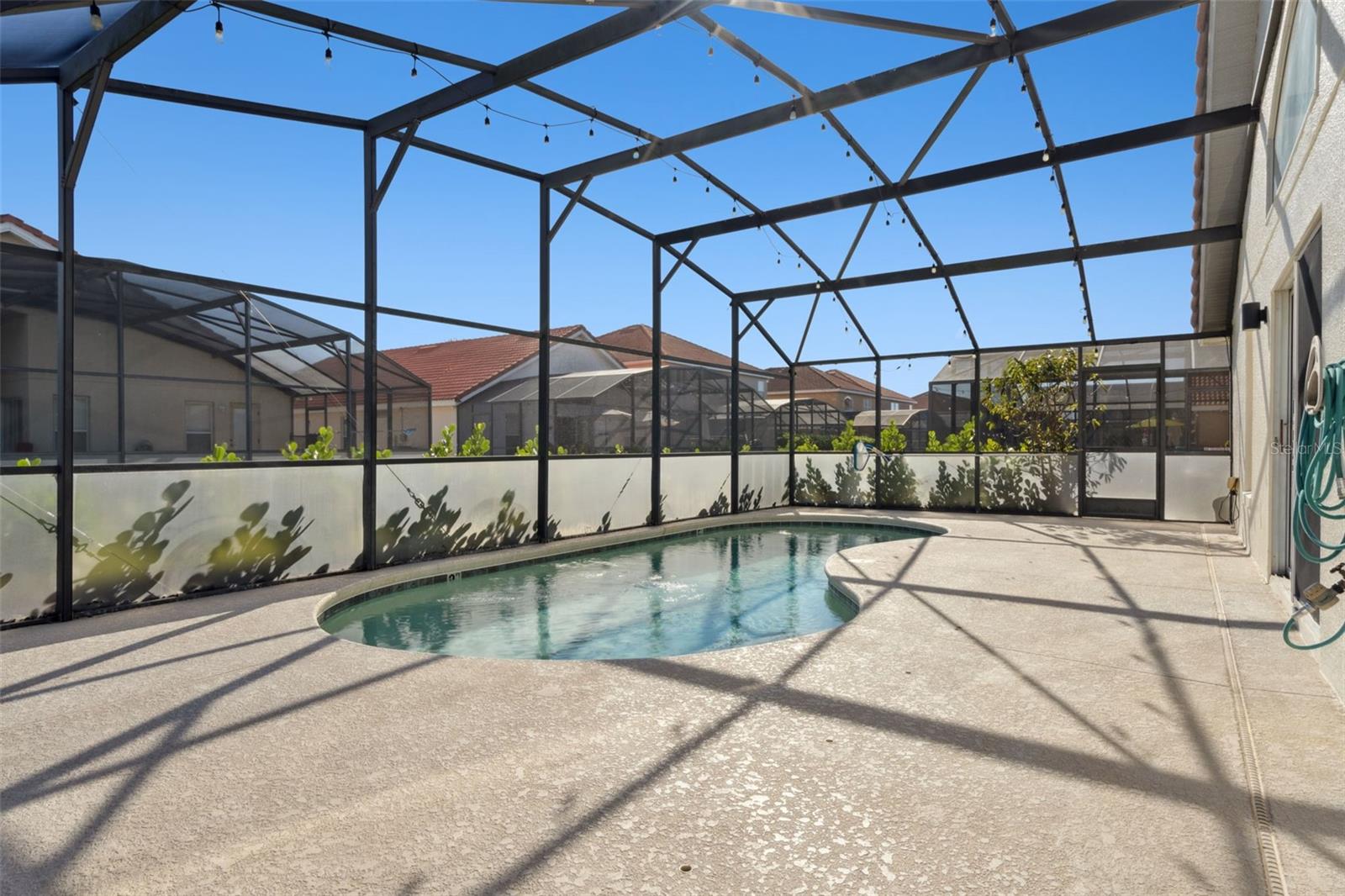 AVIANA PH 01 - Residential Lease