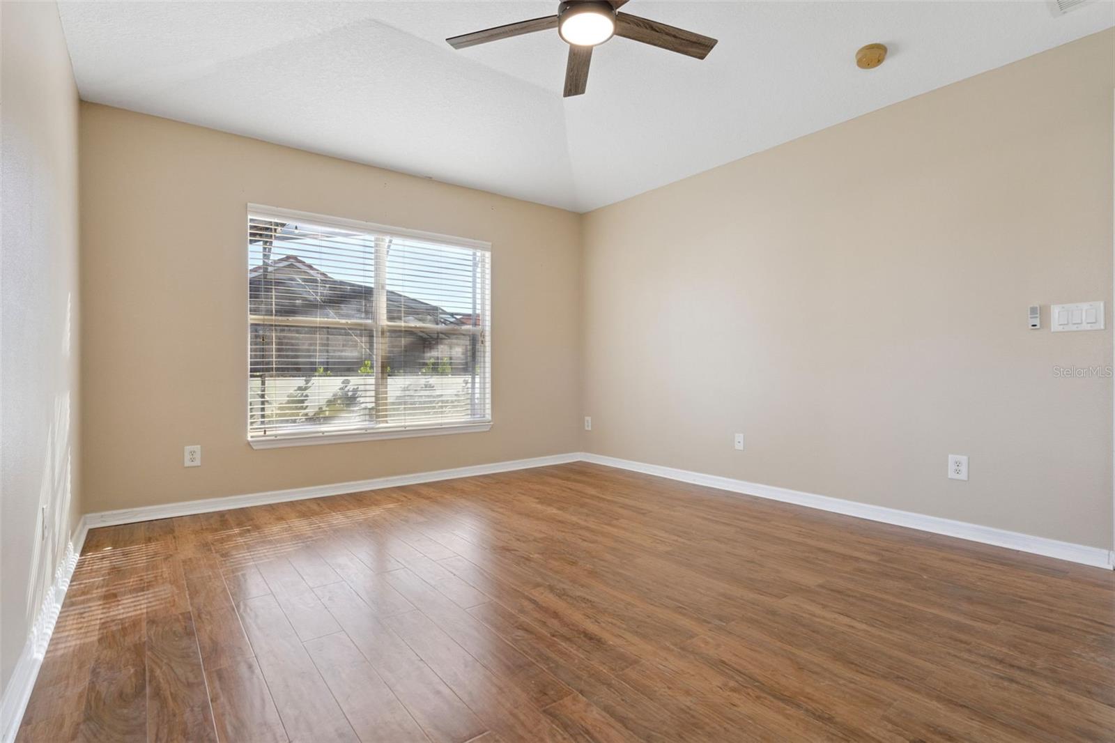 AVIANA PH 01 - Residential Lease