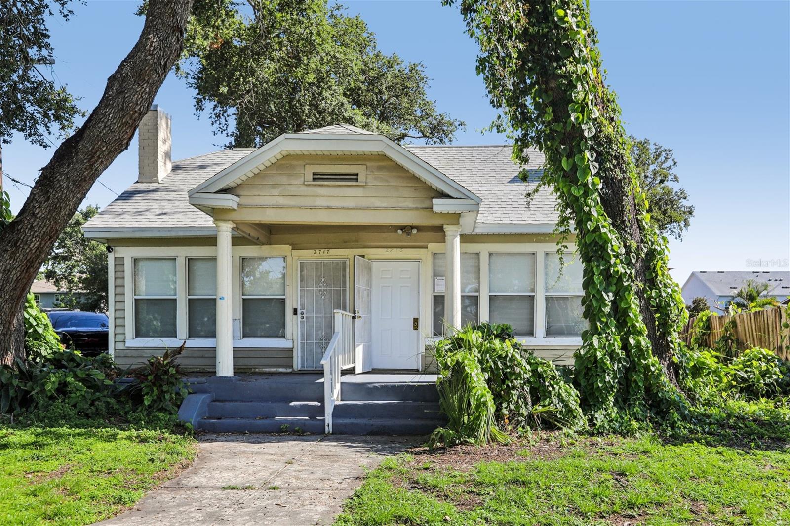 Here’s a great opportunity near the University of Tampa — a duplex in a central location! Unit 2715 features 2 bedrooms and 1 full bath, and unit 2717 features a 1 bedroom, 1 full bath with tub, ready for your next move. There is a seperate laundry room, and Whether you're thinking about adding to your investment portfolio or want to live in one side and rent the other, this one makes it easy. Each unit has its own entrance and layout, with just the right amount of space. Both units have a front and back porch perfect for lazy mornings. The location is central, with quick access to downtown, dining, and transit options. Schedule your visit and see if this feels like the right fit for you. Make sure you view the 3D Walkthrough and interior video and schedule a tour today!
