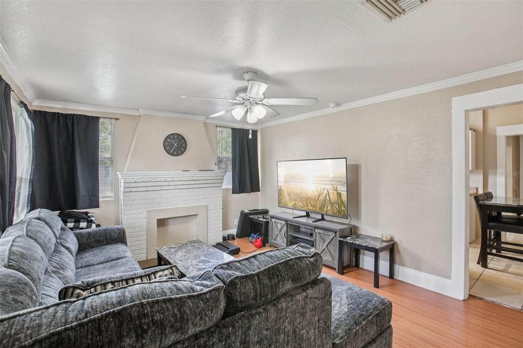 Photo of 2715 W North A Street, Tampa, FL 33609 (MLS # TB8399911)