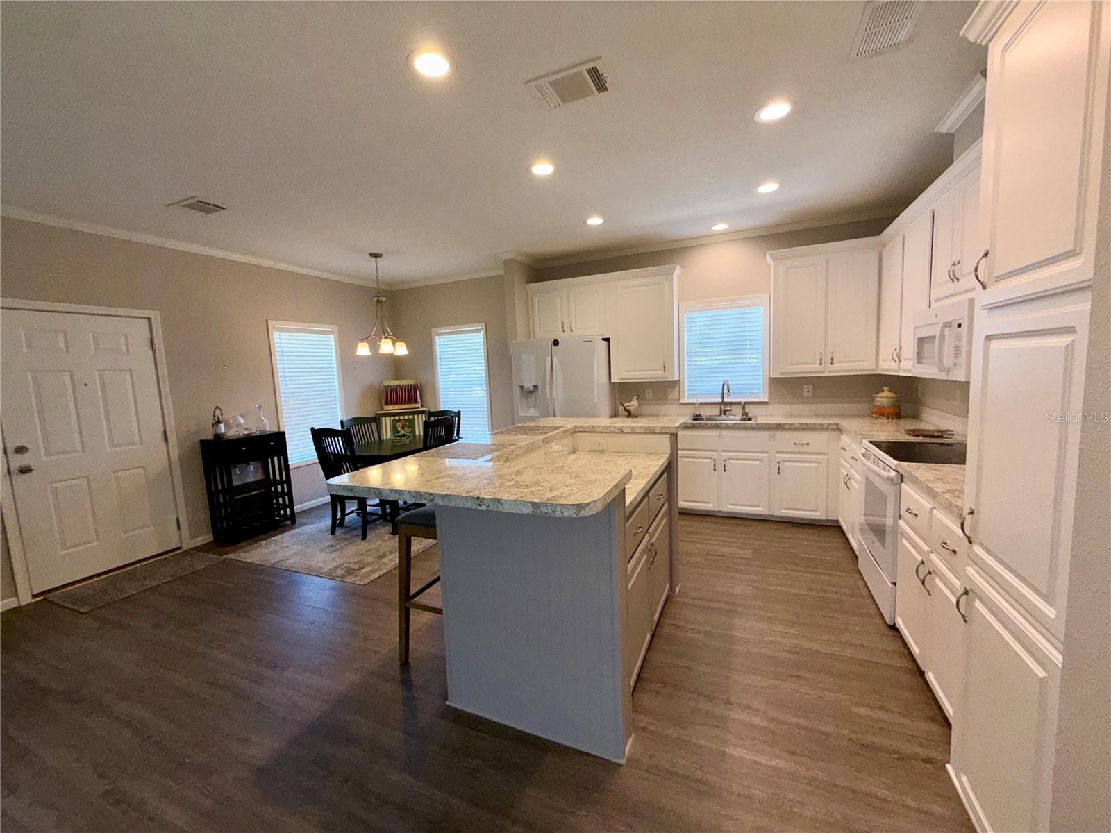 SUNSET PALMS UNREC - Residential