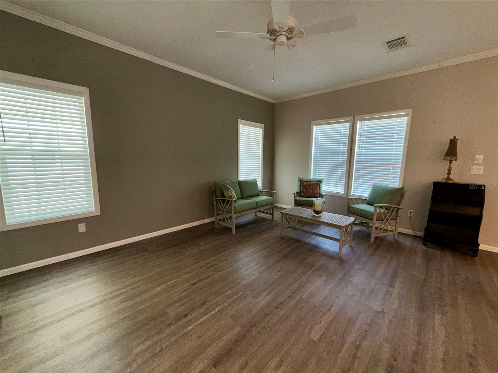 SUNSET PALMS UNREC - Residential