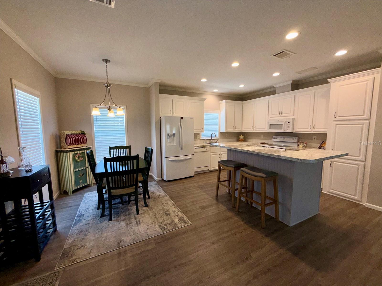 SUNSET PALMS UNREC - Residential