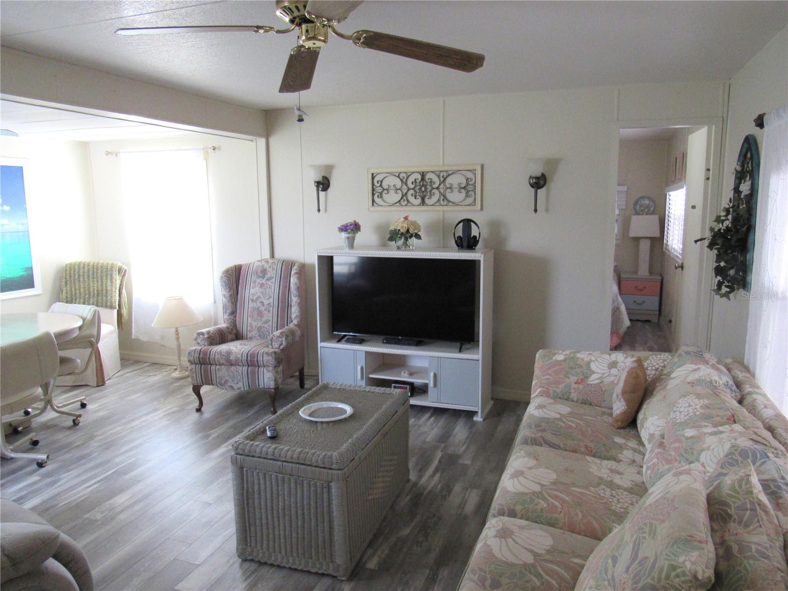 HOLIDAY PARK - Residential