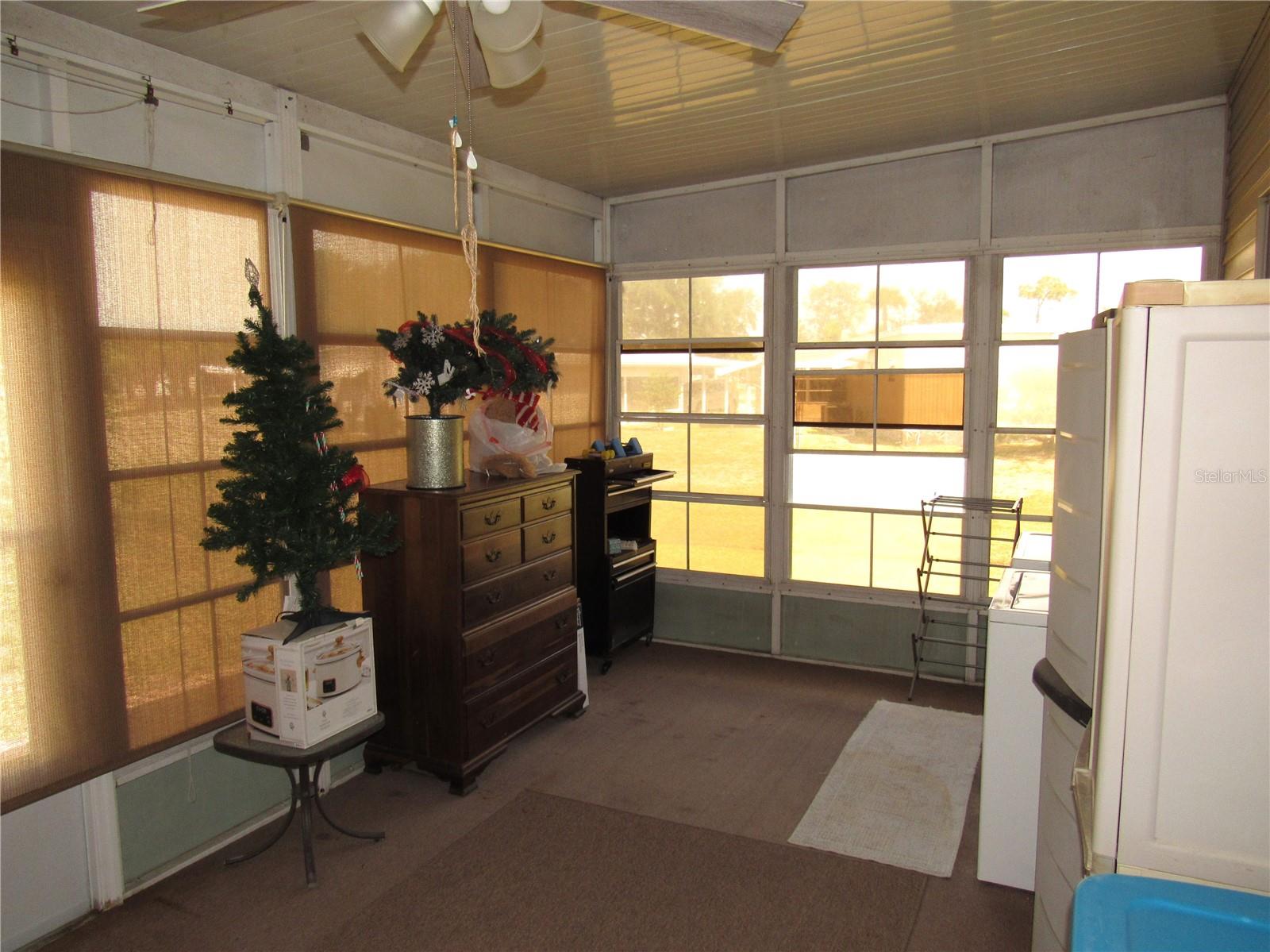 HOLIDAY PARK - Residential