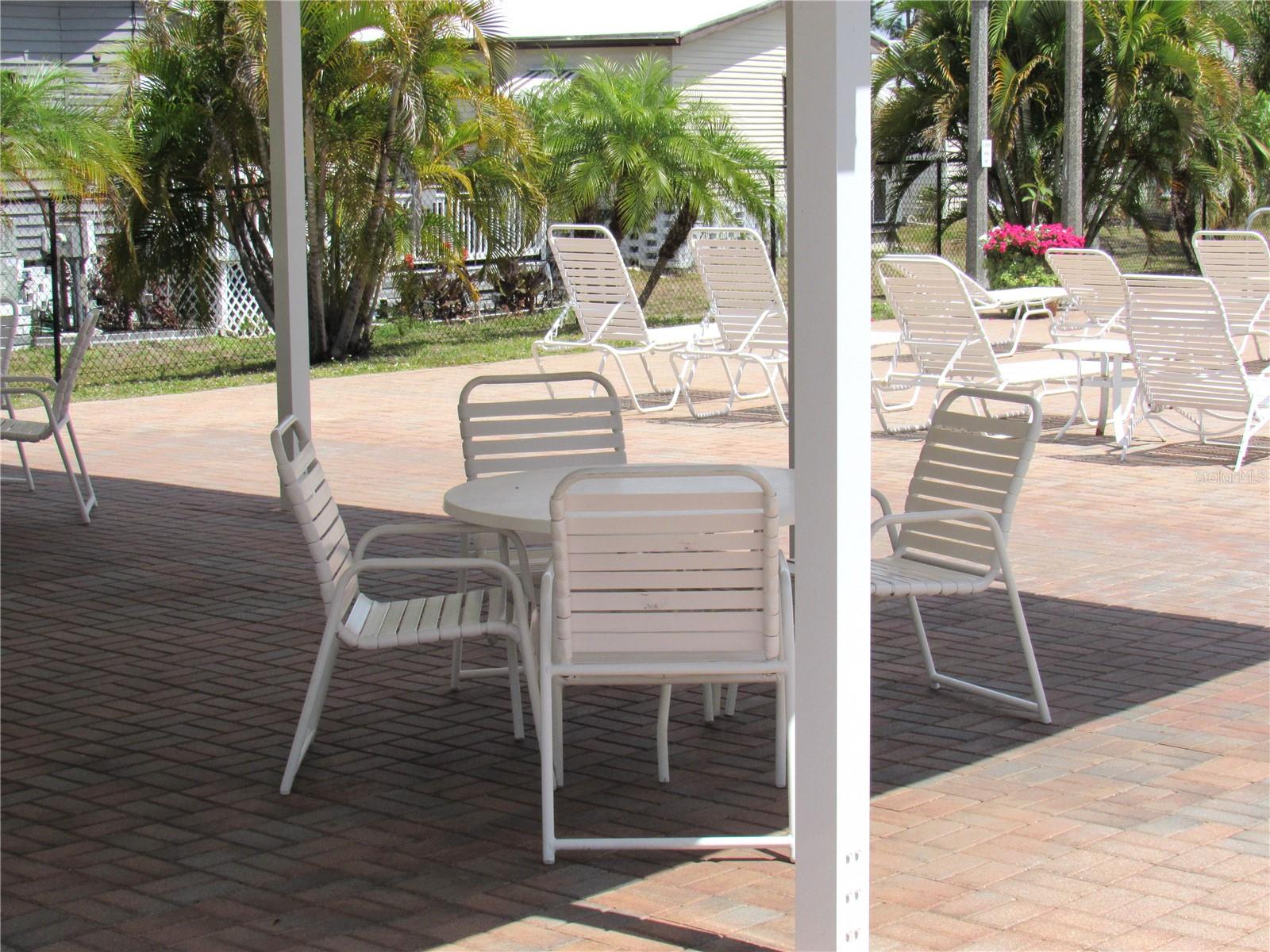HOLIDAY PARK - Residential