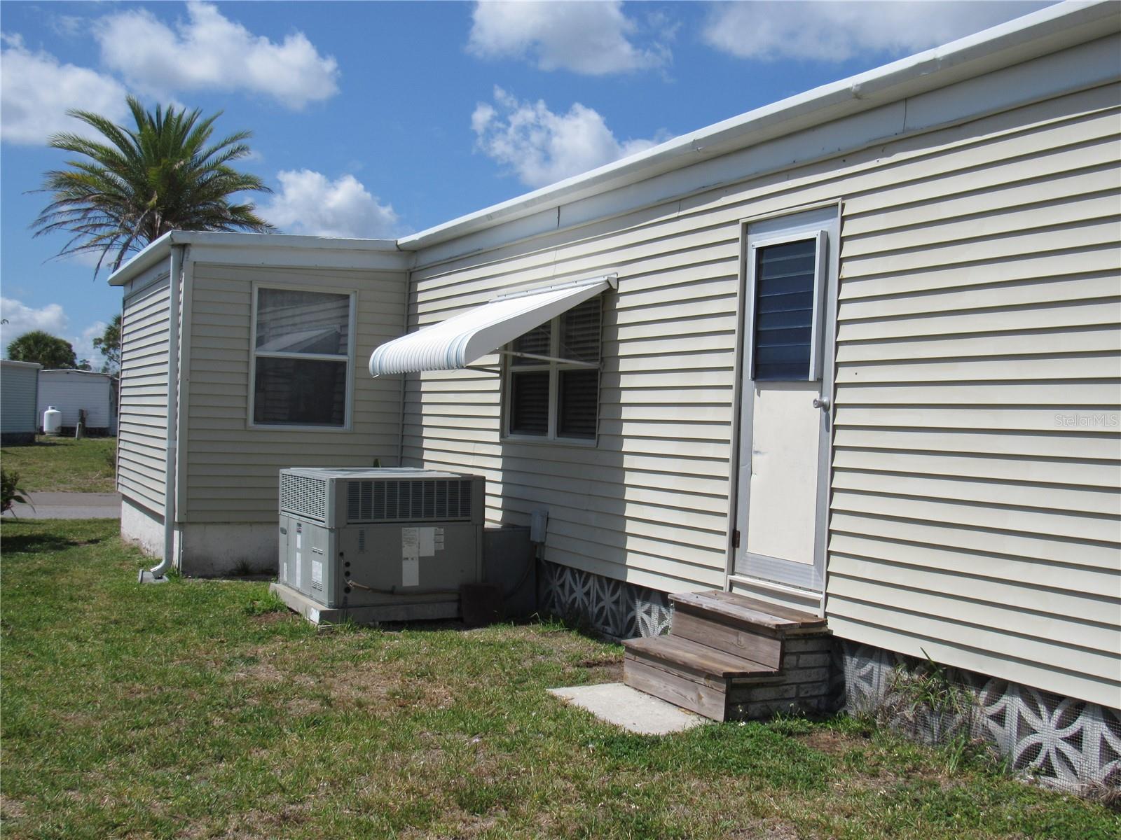 HOLIDAY PARK - Residential