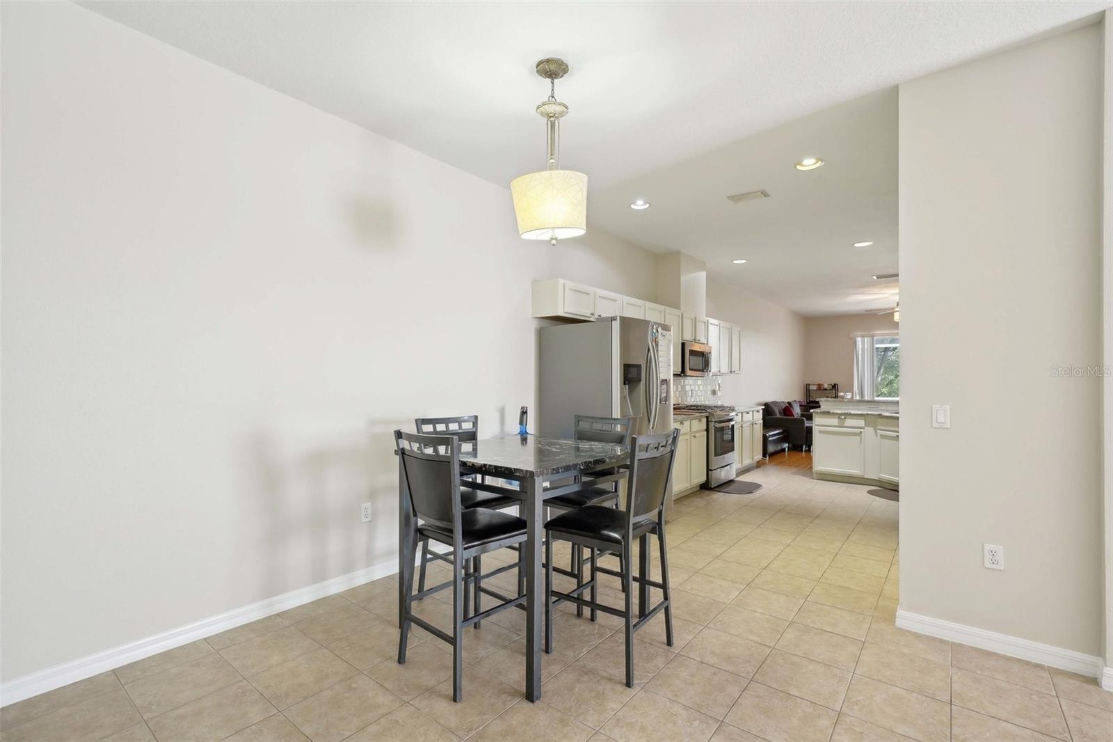 10260 DEVONSHIRE LAKE DRIVE