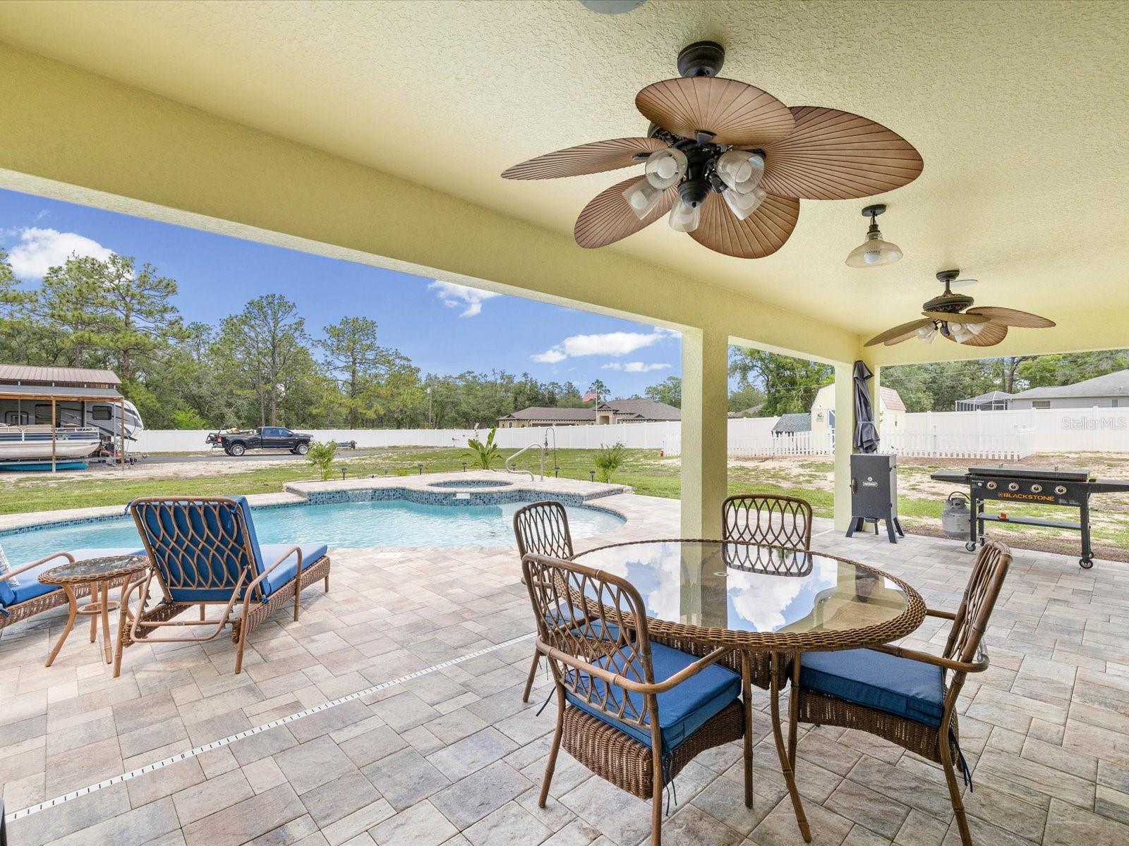 ROYAL HIGHLANDS - Residential