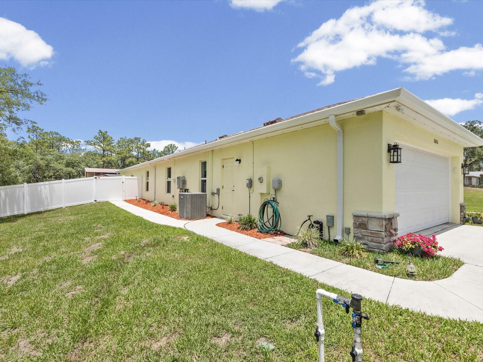 ROYAL HIGHLANDS - Residential