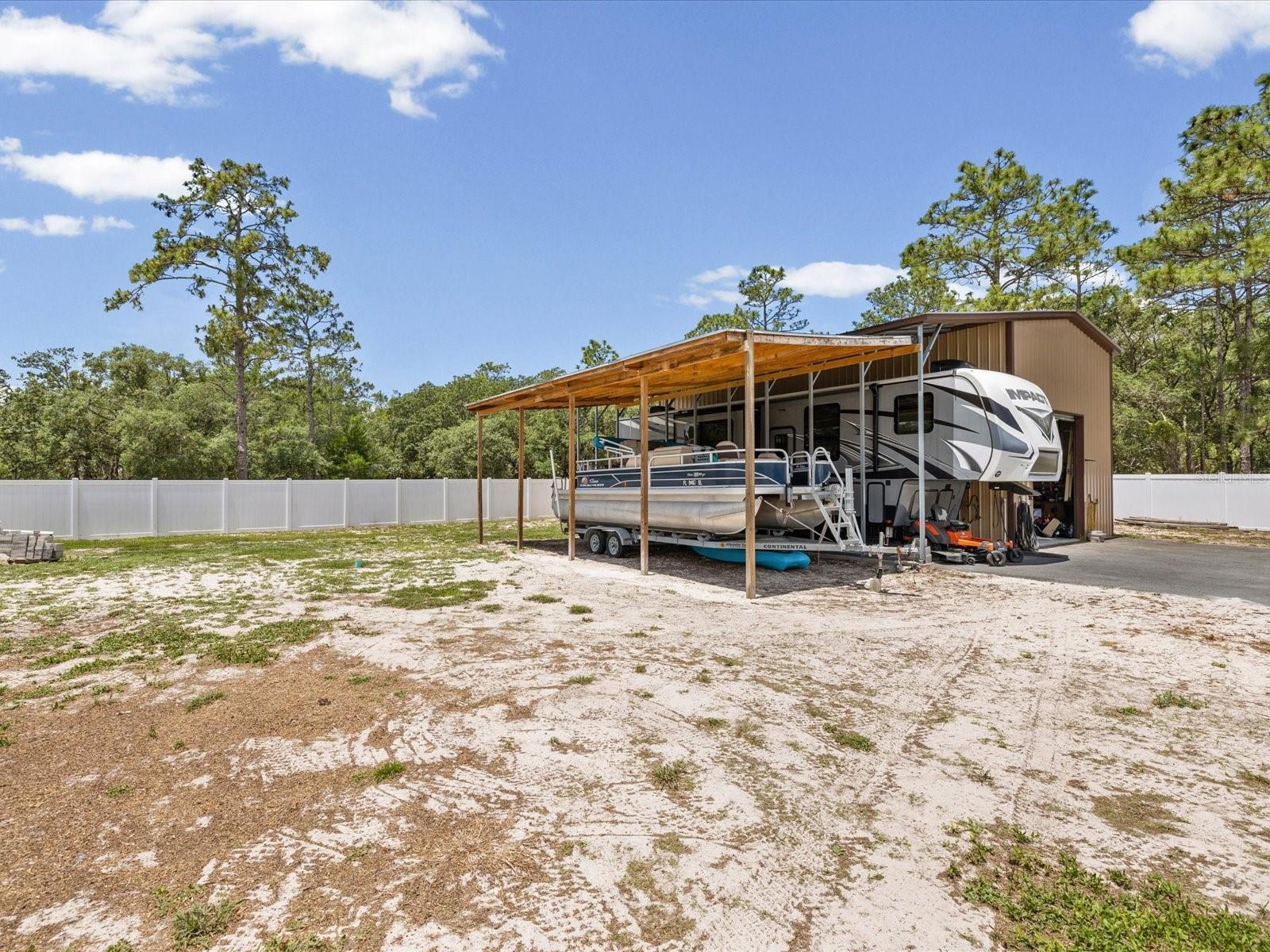 ROYAL HIGHLANDS - Residential