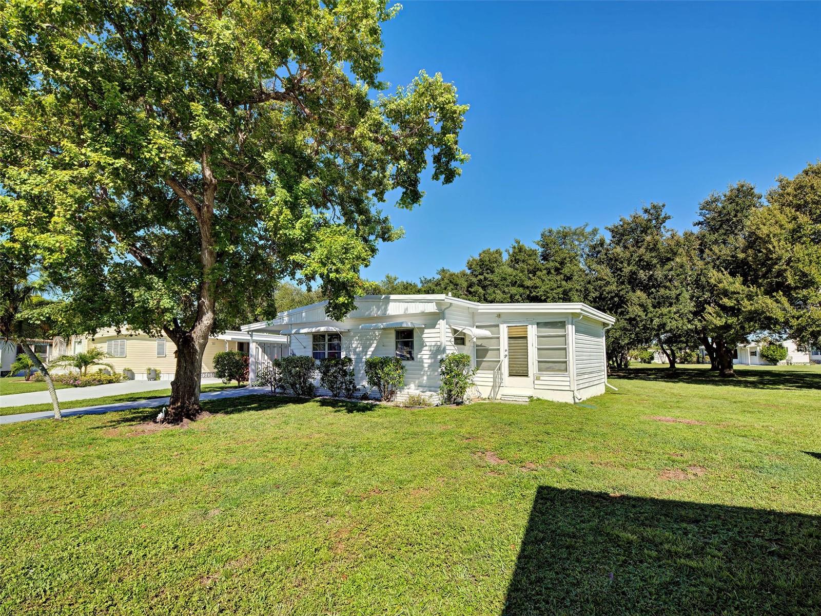 6786 HOEMI COURT, NORTH PORT, FL, 34287 2 6786 HOEMI COURT