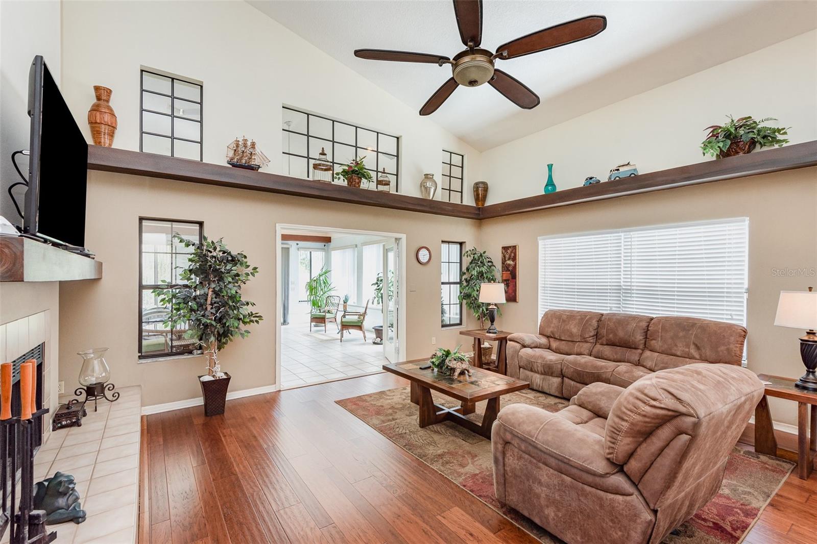 411 GLEN ABBEY LANE