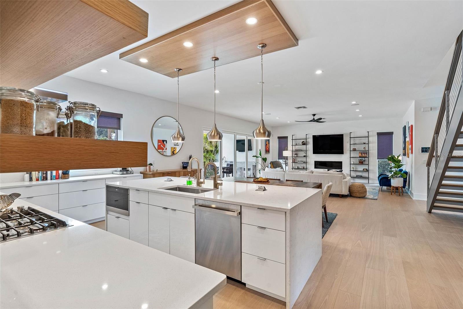 PICADILLY - Residential