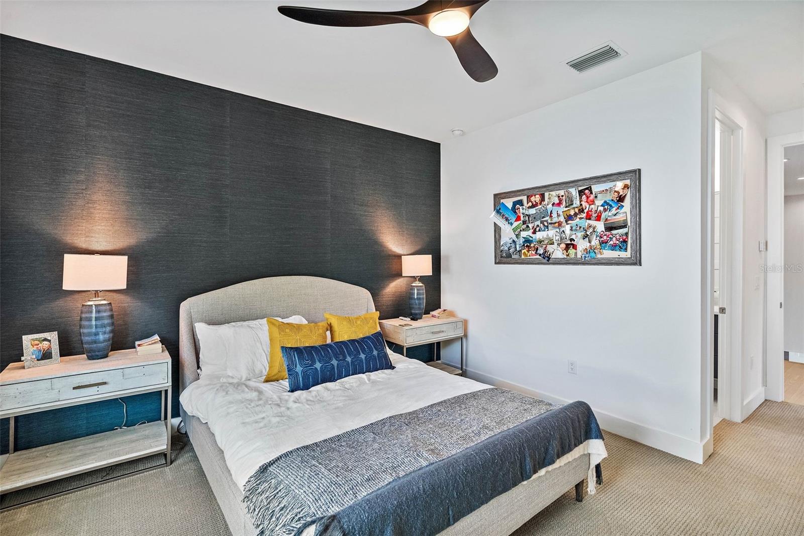 PICADILLY - Residential