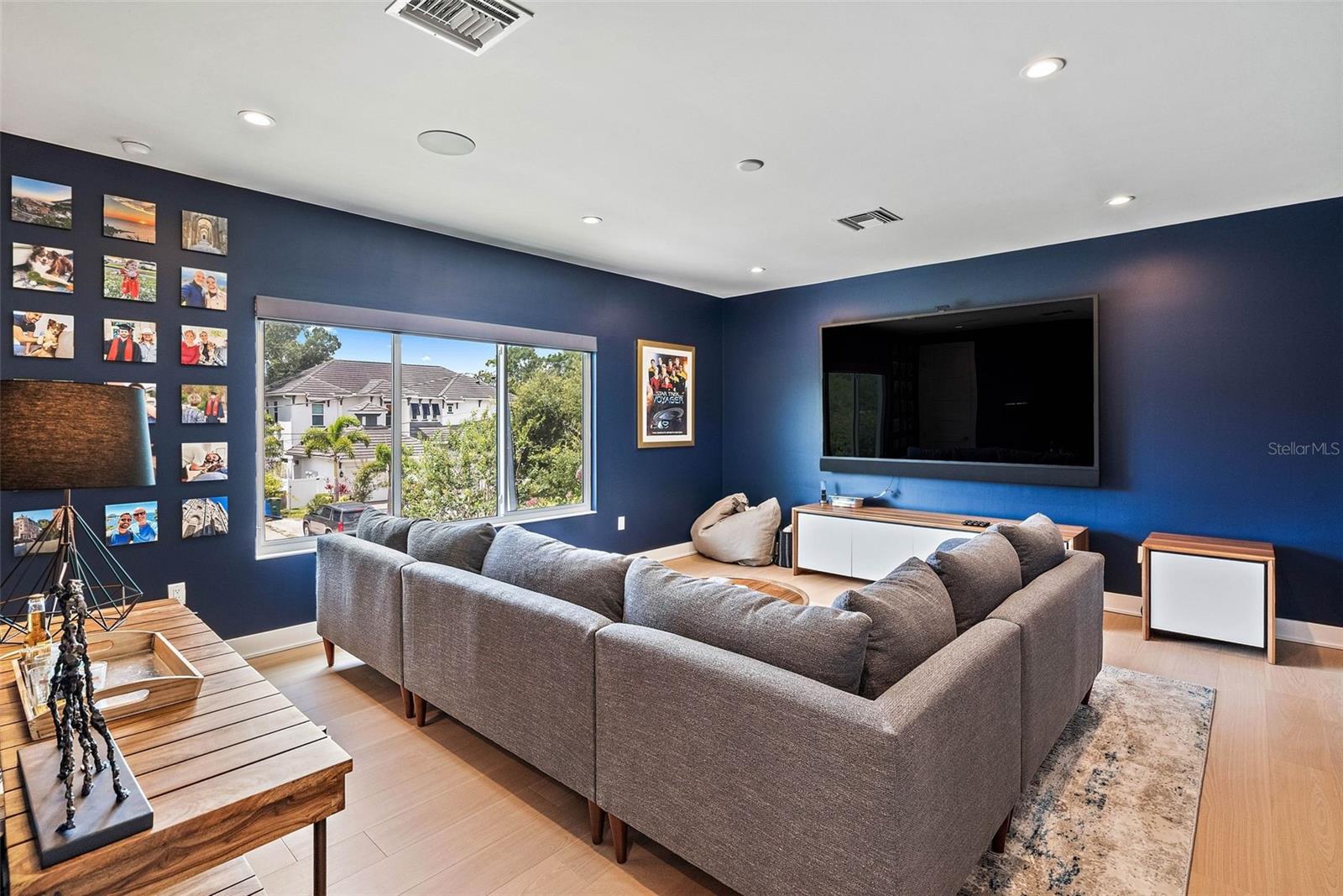 PICADILLY - Residential