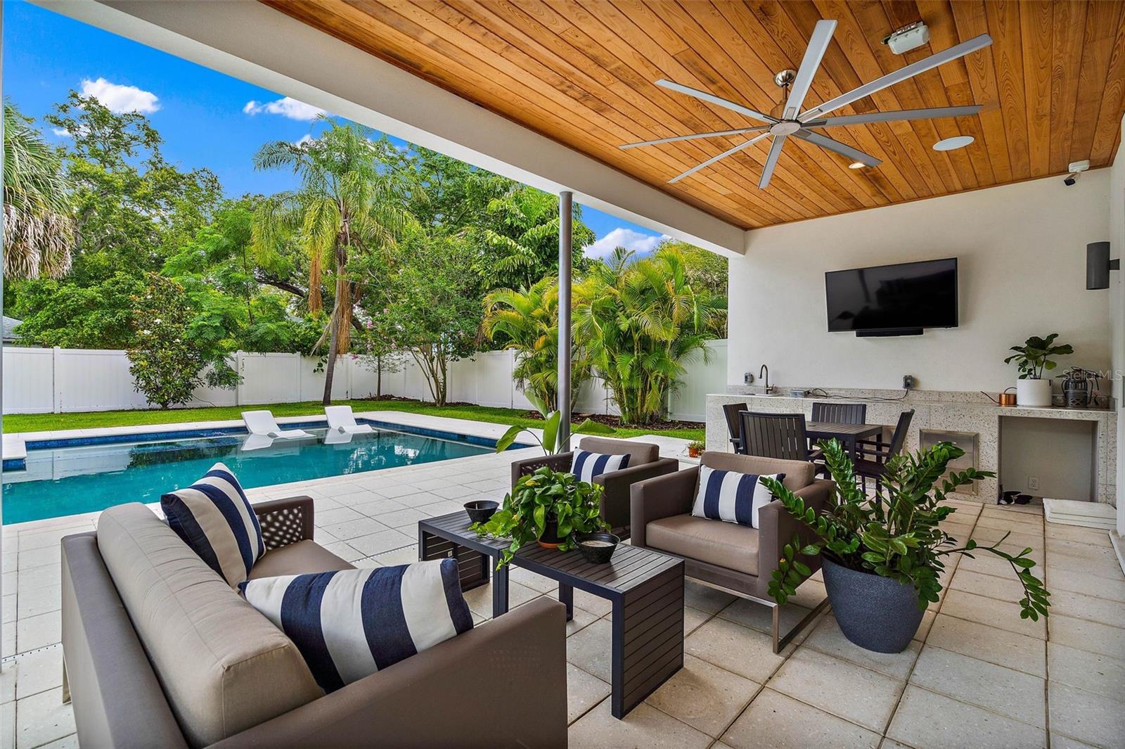 PICADILLY - Residential