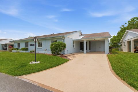 Photo of 417 Gladstone Place, Sun City Center, FL 33573 (MLS # TB8496048)